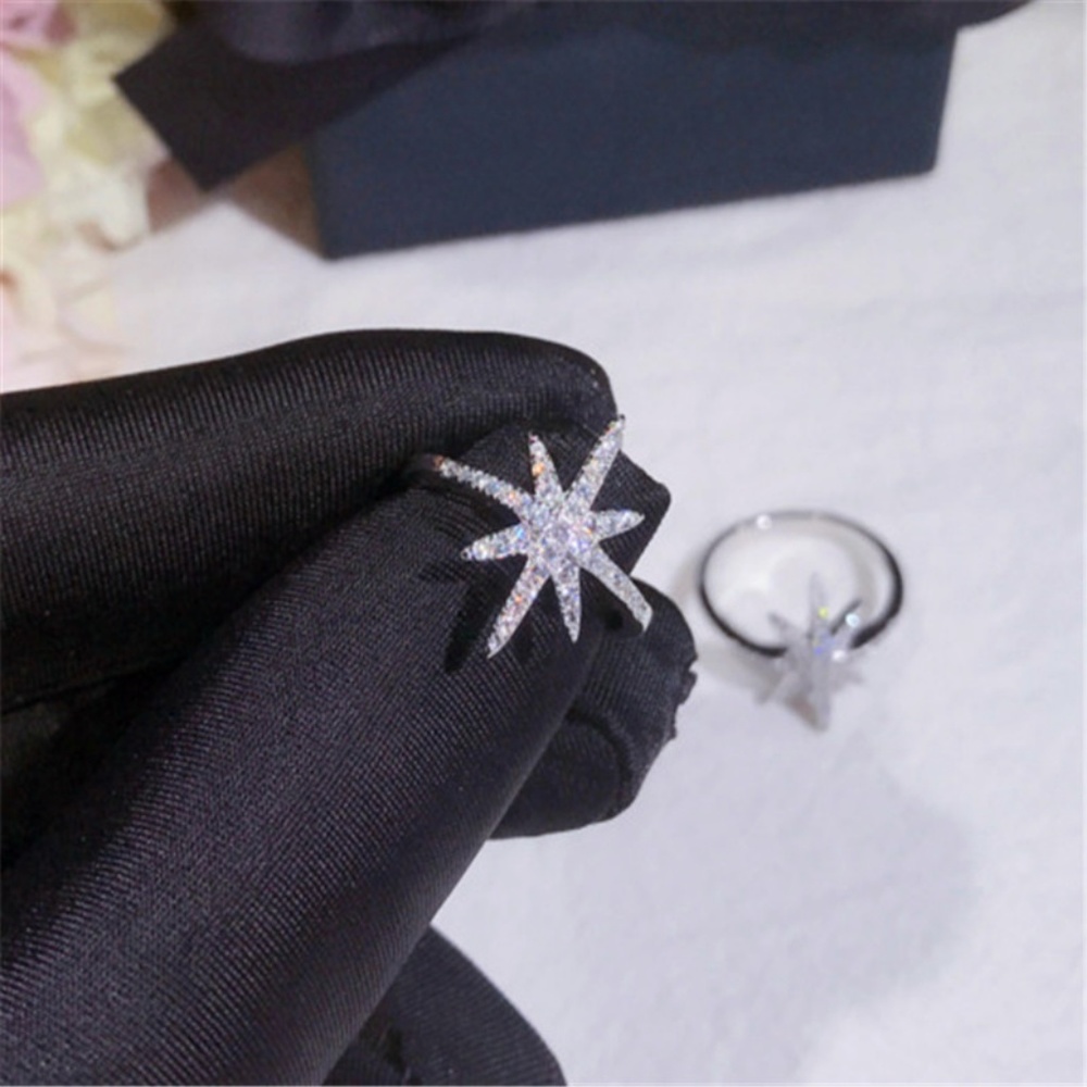 Silver Crystal Star Snowflake Ring - Picture 3 of 8